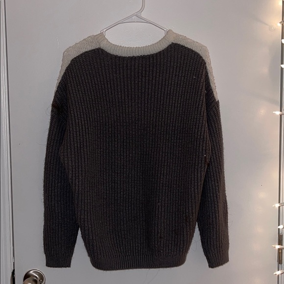Sweater - Picture 2 of 3